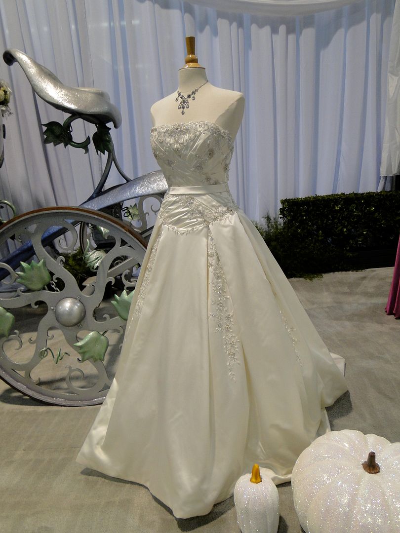disney wedding store